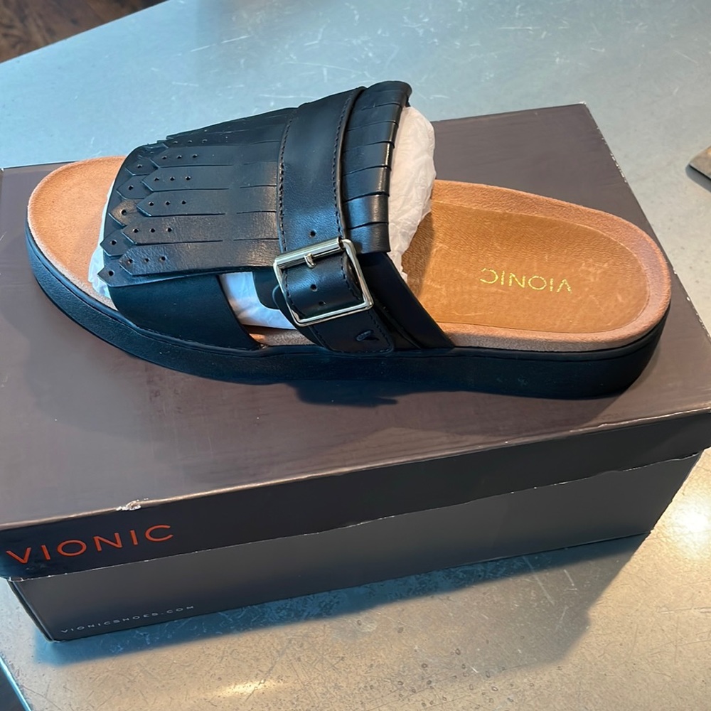 Vionic Black Kiltie Slide Sandal with Buckle and Tan Footbed